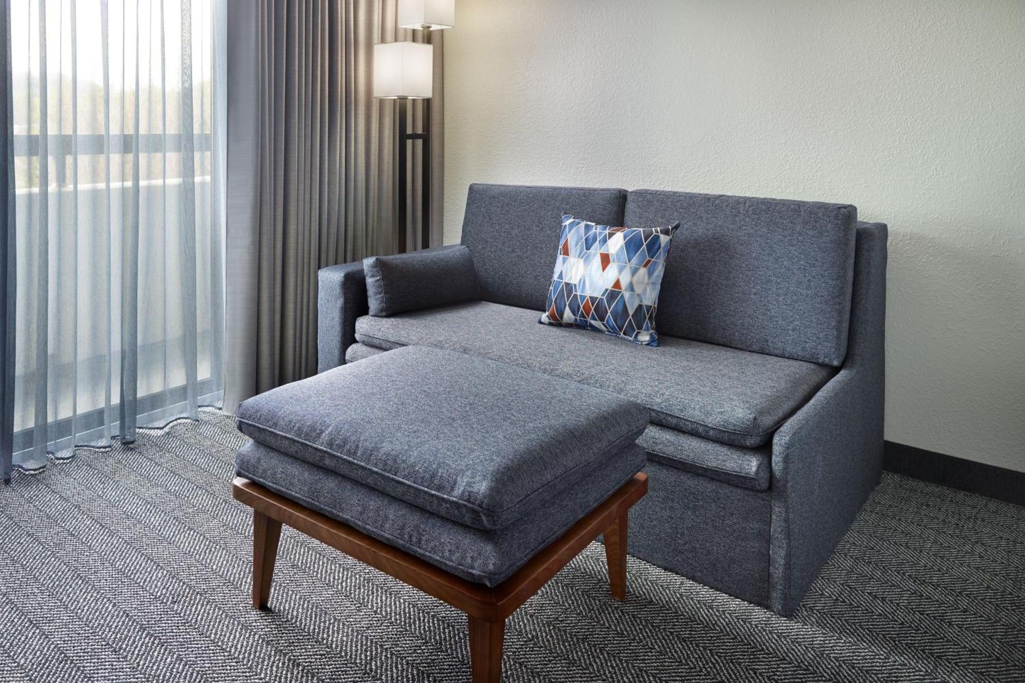 Courtyard By Marriott Nashville Hotel Brentwood