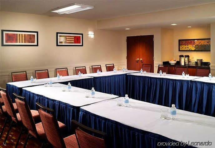 Hotel Courtyard By Marriott Nashville 3*
